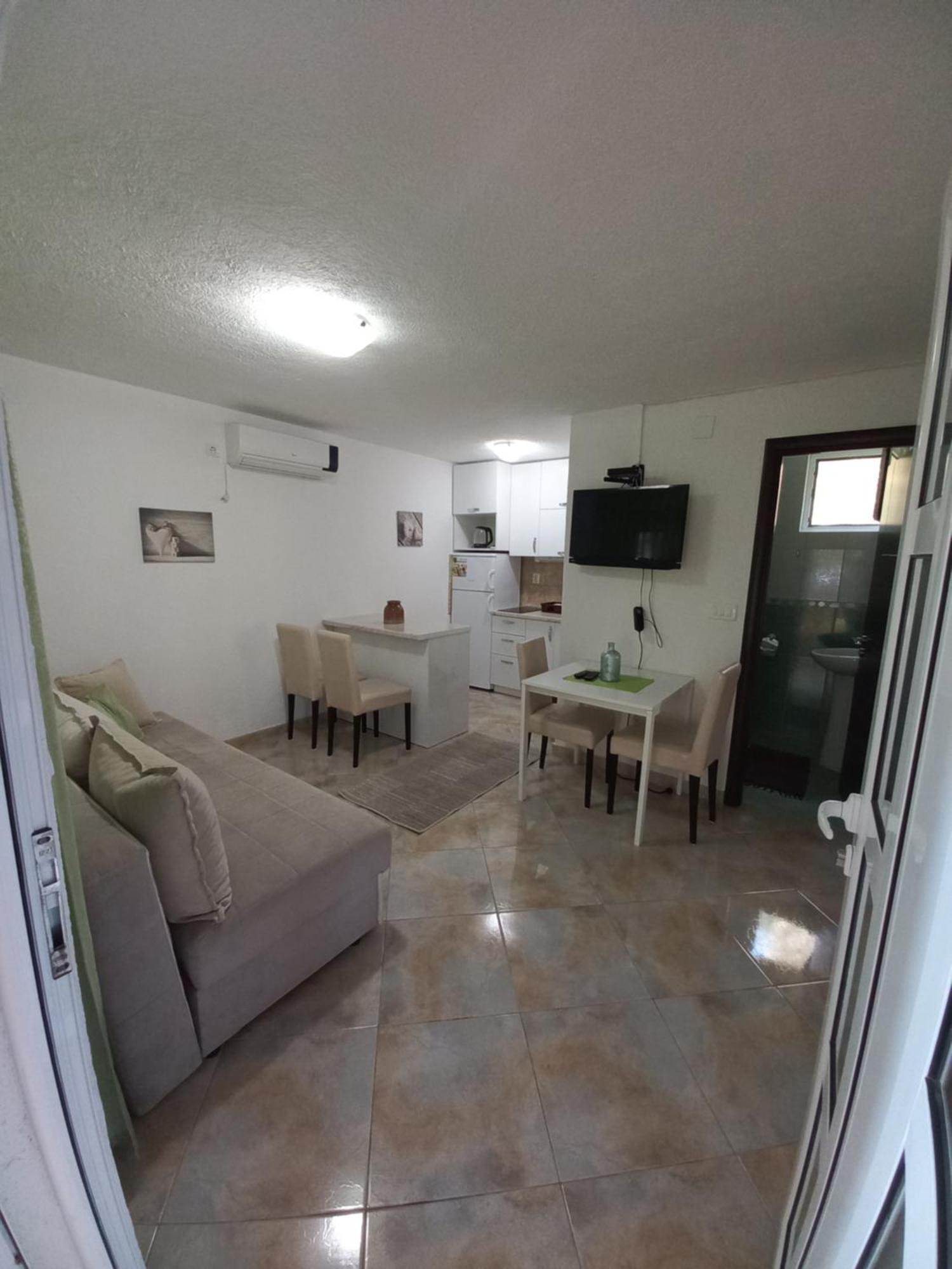 Appartement Nana Dea 2 à Utjeha-Bušat Chambre photo